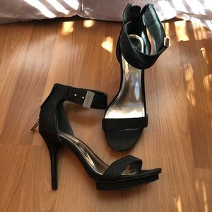 Jennifer Lopez Heels